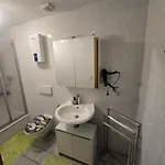 Apartman Ferienwohnung, Apartment, Monteurwohnung Mit Klimaanlage Wettin-loebejuen Lobejun