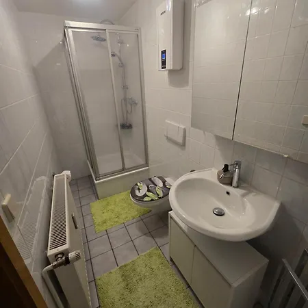 Ferienwohnung, Apartment, Monteurwohnung Mit Klimaanlage Wettin-loebejuen Lobejun