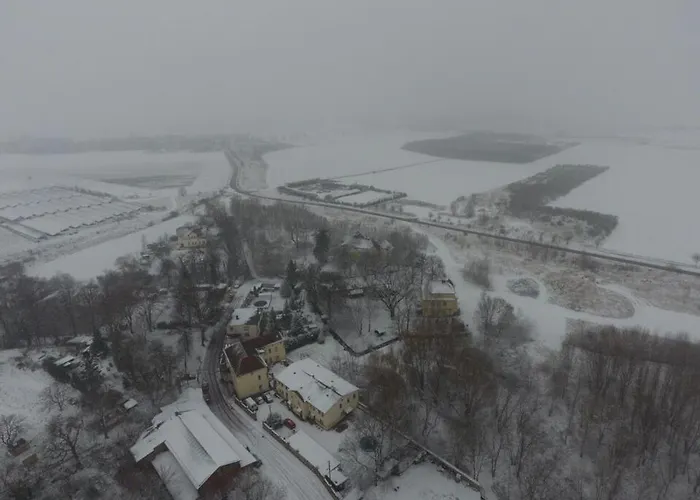 Lägenhet Ferienwohnung, Apartment, Monteurwohnung Mit Klimaanlage Wettin-loebejuen *