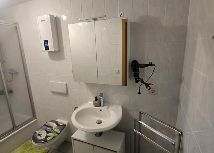 Apartman Ferienwohnung, Apartment, Monteurwohnung Mit Klimaanlage Wettin-loebejuen Lobejun